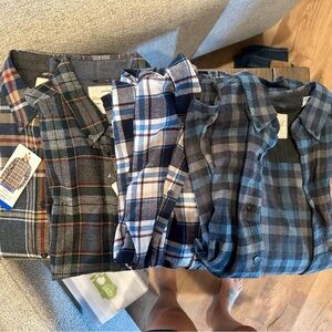 BUNDLE OF 4 FLANNELS! Weatherproof Men's Plaid Flannel Shirts Size L (2 NWT)